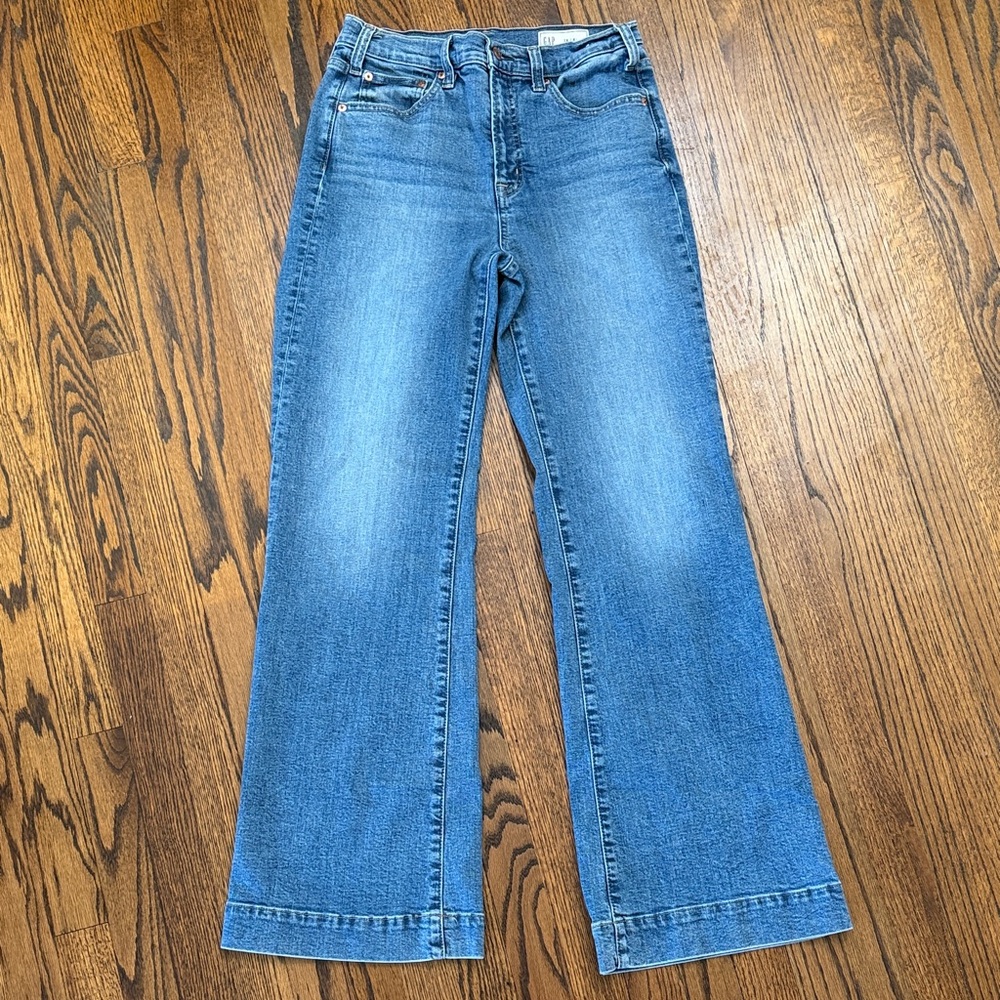 B29 GAP Women 28/6L Denim Flare Jeans in Classic Faded Blue Streetwear Casual